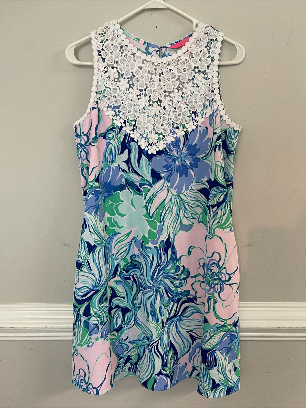 Lilly Pulitzer Sleeveless Shift Dress with Lace size 4